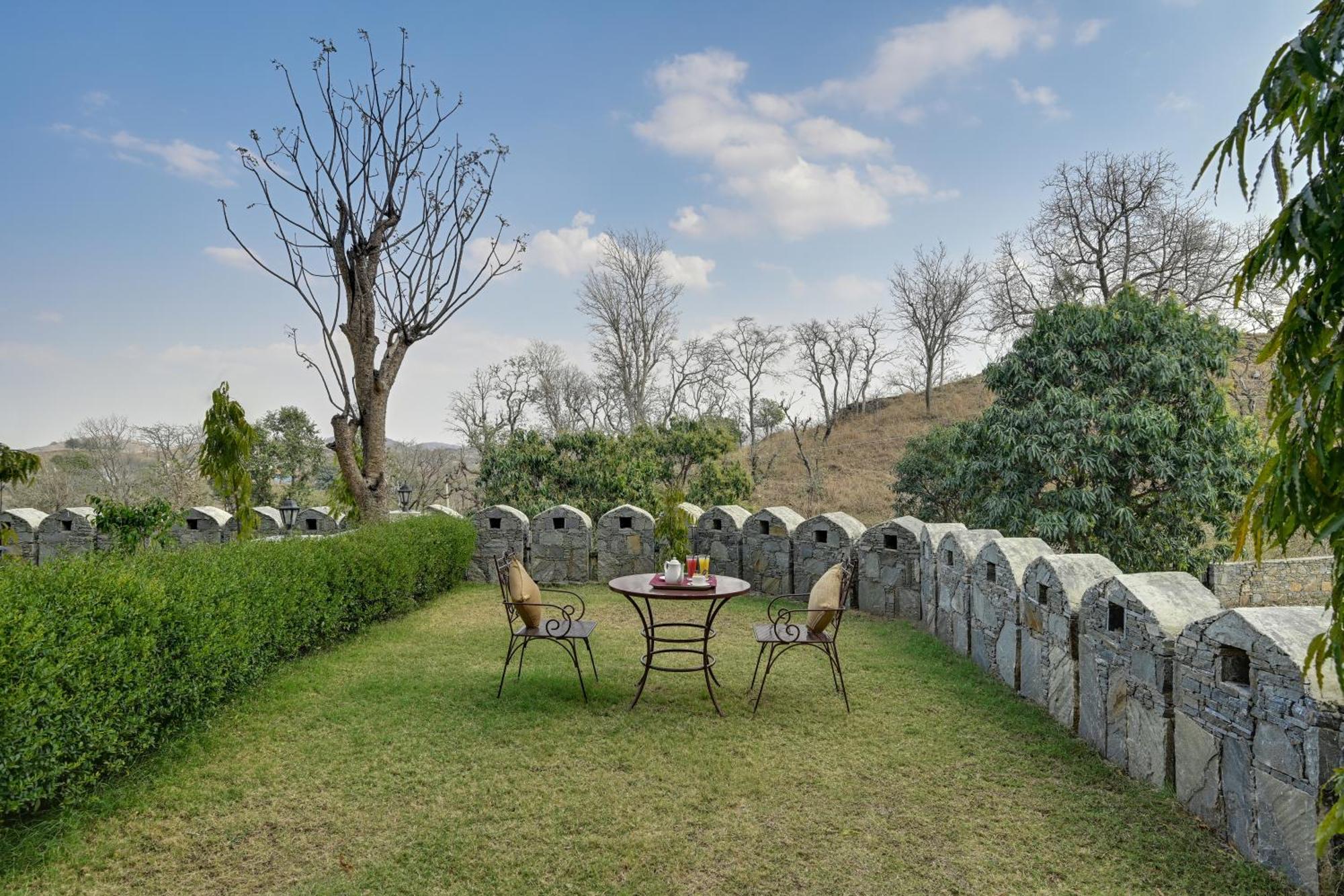 The Everest Hill Resort Kumbhalgarh Exterior foto